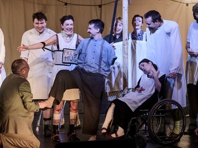 BEZRUKÝ FRANTÍK – Městské divadlo Jablonec nad Nisou