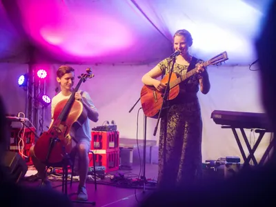 Anna Beckerová & Matěj Čapek – Tyršovy sady