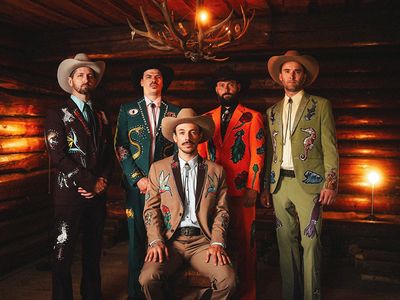 Frankie & The Deadbeats – Peace Square