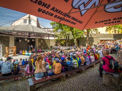 ANIMALS AND PETROVŠTÍ – AN AFTERNOON WITH A MINI-OPERA – Eurocentrum Summer Stage